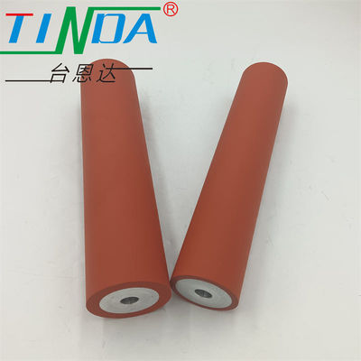 Aanpassen slijtvastheid en slijtvastheid Silicone rubberen wiel voor gebruik in hoge temperatuur werkomgeving