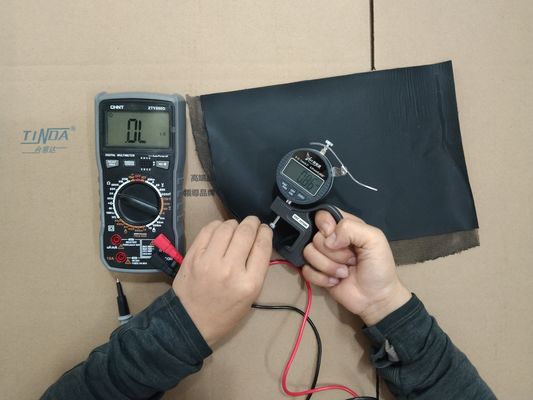 Op maat gemaakte warmtegeleidingsplaat geleidende siliconenplaat voor EMS