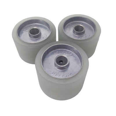 Hoogdrukbestendige rubber P5535k voedingsrollers op maat voor hoge precisie tolerantie in industriële machines